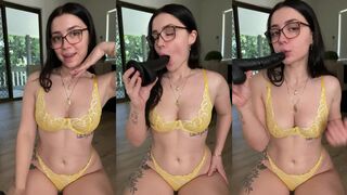 lilith cavaliere dildo blowjob ppv
