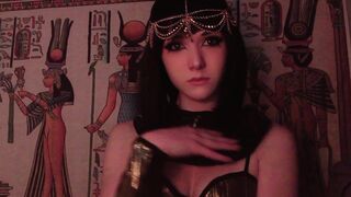 Emiigotchi Cleopatra cosplay