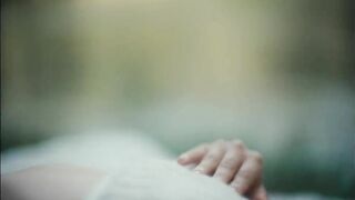 I Follow Rivers Erikalust