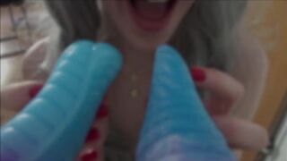 peas and pies - POV: alien cocks