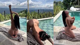 Natalia Hoyos Pool Solo JOI ONLYFANS