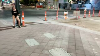 Nicole Niagara Risky revealing outfit and squirt downtown in front of cars passing by