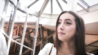 HelloLimoon Fucked By Naughty Tour Guide