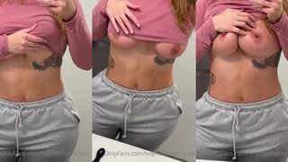 Sophie Hall / sophiesselfies224 big tits onlyfans