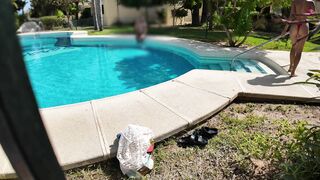 AlohaKiara aka HawaiianGeisha - Voyeur Watch Me Masturbate At Public Hotel Pool