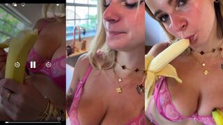 Kaitlyn Krems Banana PPV Onlyfans