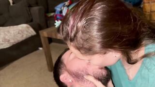 SexWife CumKisses