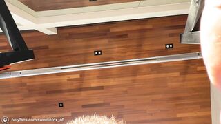 Sweetie Fox - Fitness Sport Girl Was Roughly Fucked In The Gym By Beginner Journey