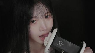 ASMR Yoon Ying - Your Personal Secretary Girlfriend (Ear Licking, Breathing, Kissing)