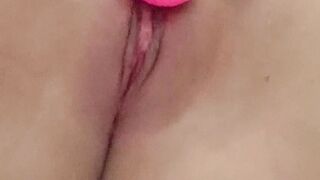 AdelineBri (Video 1)