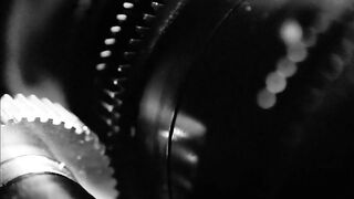 elly clutch ep 2 in the bag