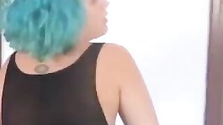 Azzy sexy (Video 4)