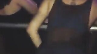 Azzy sexy (Video 2)