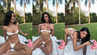 hanna miller bikini dildo outdoors