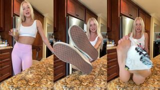xomaddykxo - POV- ur my roommate and I found out about your foot fetish, if you don’t
