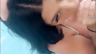 Lovelykk  BG Pool Blowjob And Taking Facial