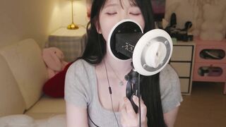 Yoon Ying ASMR