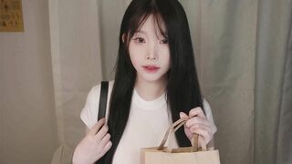 ASMR Yoon Ying - Visiting a 'more-than-friends' prospect in the hospital - 썸사친 병문안 RP