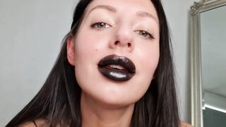 Tattooed Temptress With Red Lips Vs Black Lips