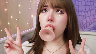 Clown Girl with Talent Cock Swallowing