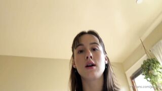 Jules Ari bg seducing bf sextape