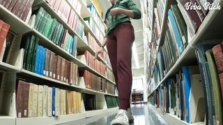 Boba Bitch public masturbating with strangers in my Uni library