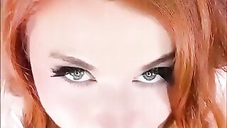 Amouranth Birthday Queen Sex Delivery, Food Play With Naked Shower