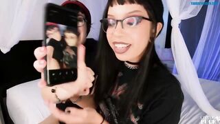 hot goth gf and big sis rwin little puck leilacherryxxx