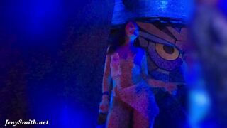 Jeny Smith Go_Go_On_stage