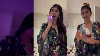 Mia Khalifa naked Kimono and shower