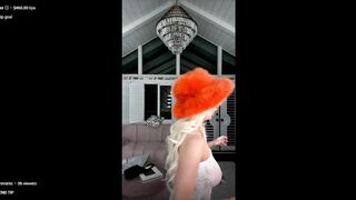 Lindsey Pelas - livestream