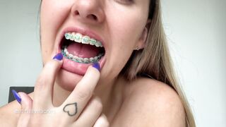 evie jones -- cutie gives 3 messy bjs