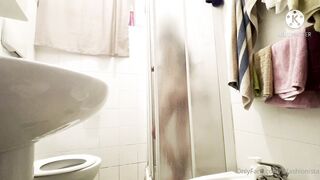 Rhona la Fashionista