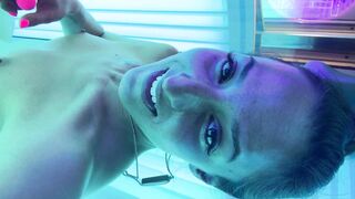 A.A OF - Sunbed Vibrator Solo