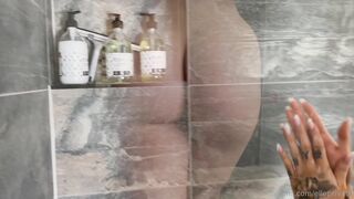 Elle uk of shower solo