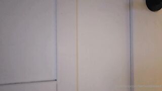 B.B OF - Yeah You Can Watch