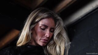 Bonnie Blue dominate man fucking him hard